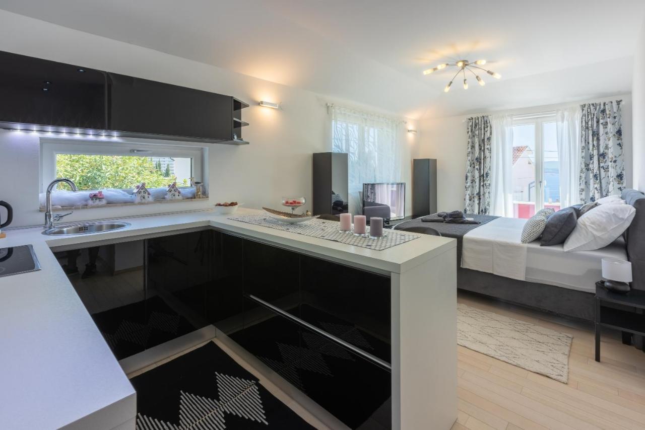 Villa M Dramalj Esterno foto