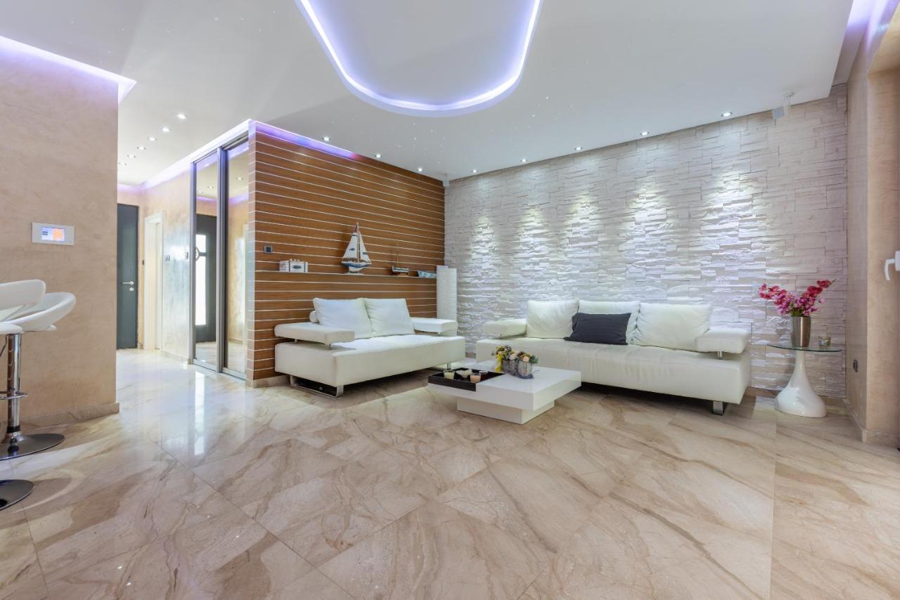 Villa M Dramalj Esterno foto
